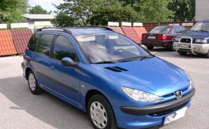 Peugeot 206sw, 1,4HDi, r. 2004, pekná modrá metalíza, 50kW, kombi