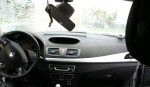 Renault Megane, r. 2010, 1.5dCi 78 kW - havarovaný – fotka 4